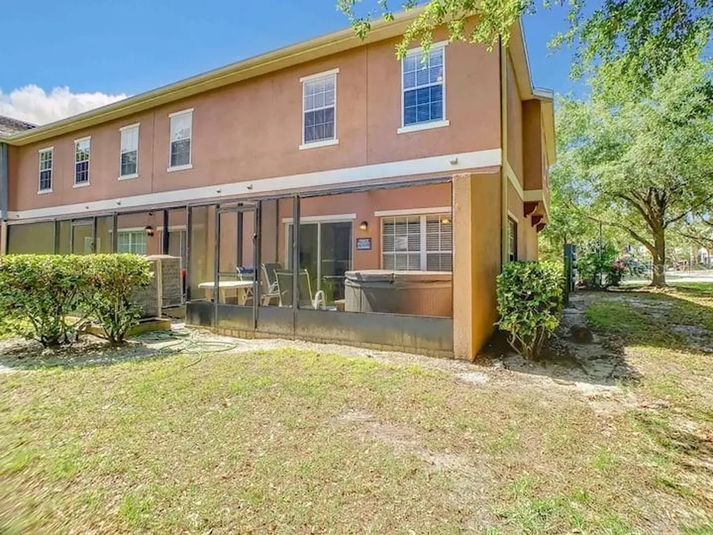 2356 Caravelle Circle Kissimmee FL 34746