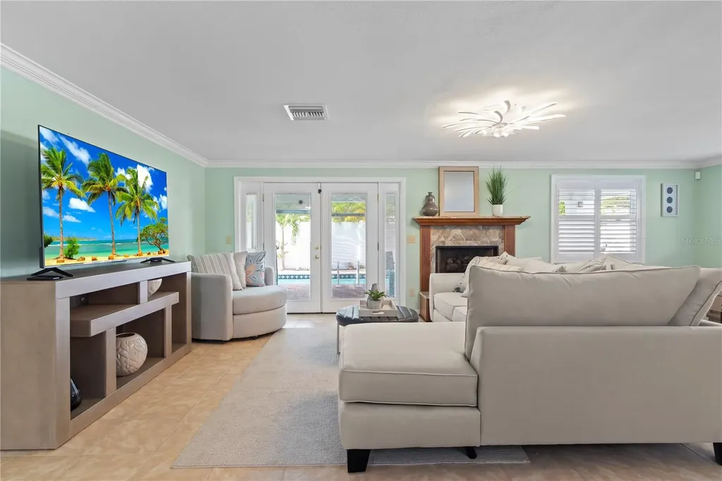 12352 83rd Avenue Seminole FL 33772