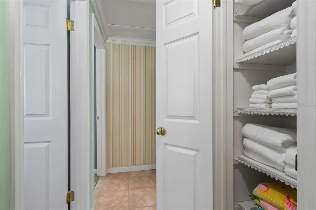 12352 83rd Avenue Seminole FL 33772