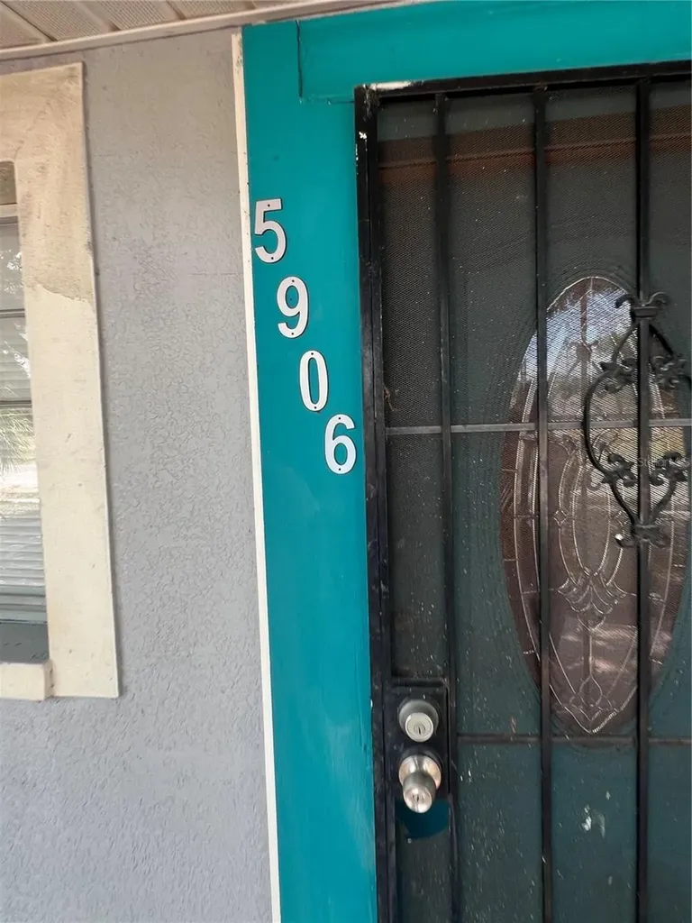 5906 S 81st Street Tampa FL 33619