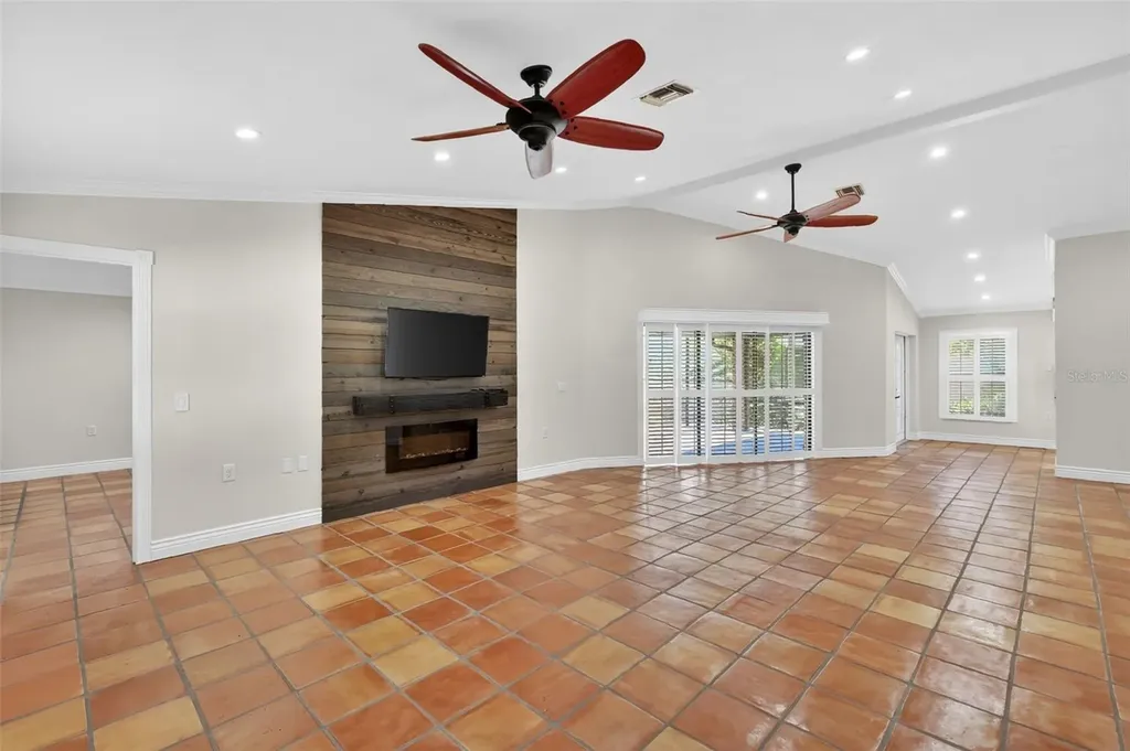 39 Forest Lane Eustis FL 32726