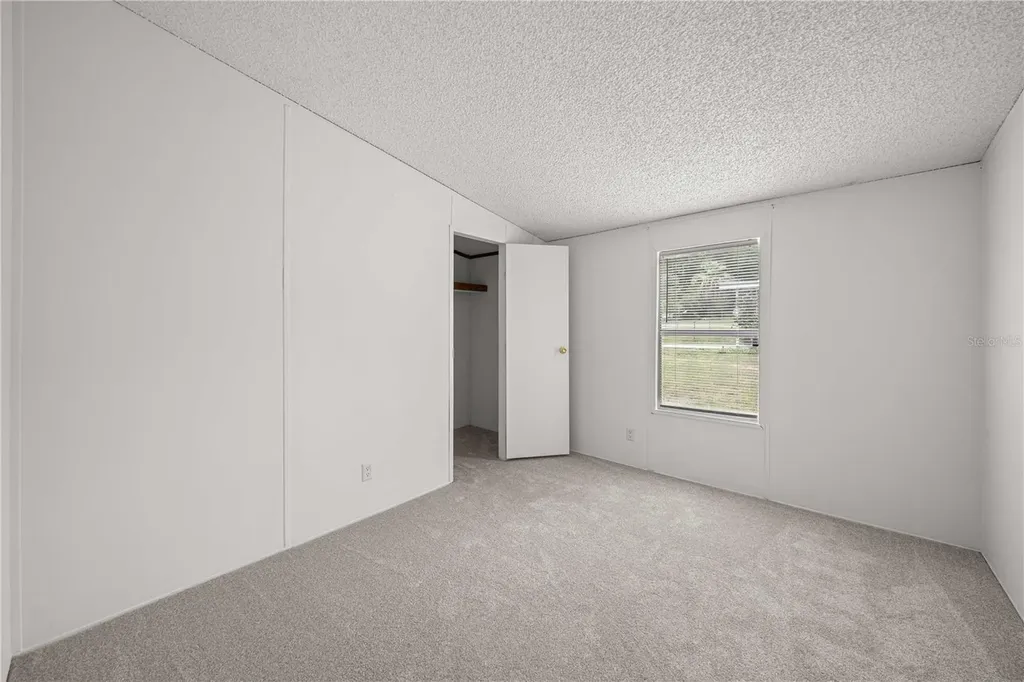 2011 NW 28th Court Ocala FL 34475