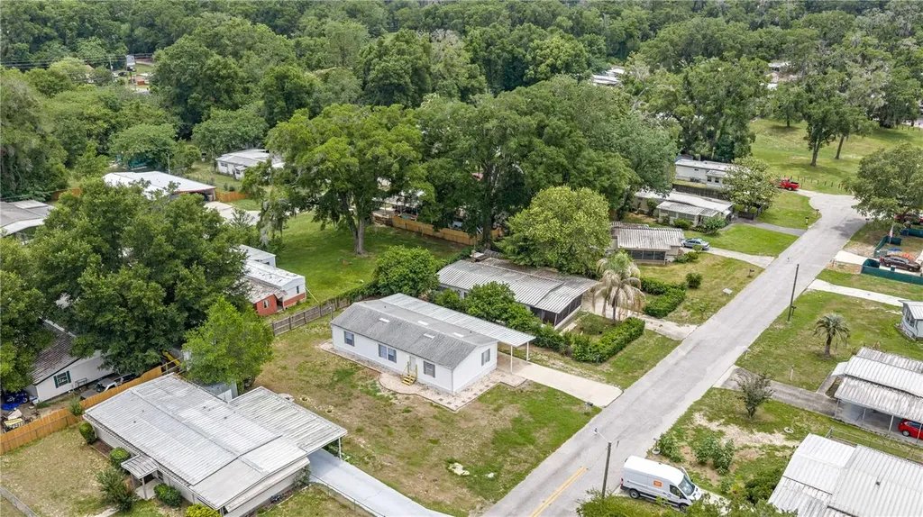 2011 NW 28th Court Ocala FL 34475