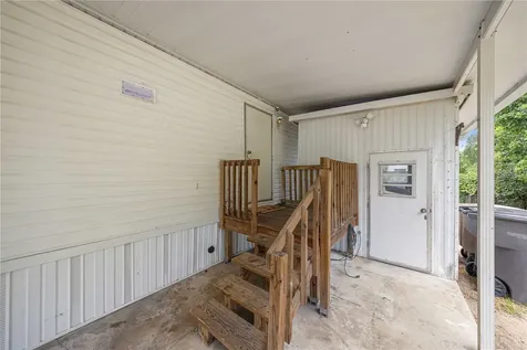 2011 NW 28th Court Ocala FL 34475