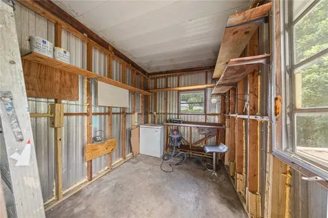2011 NW 28th Court Ocala FL 34475