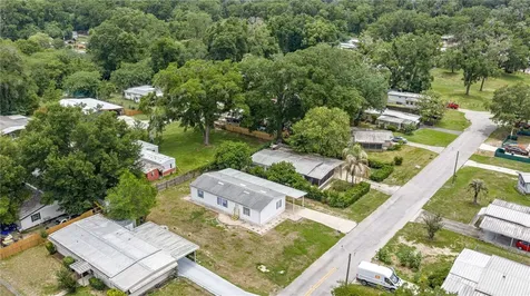2011 NW 28th Court Ocala FL 34475