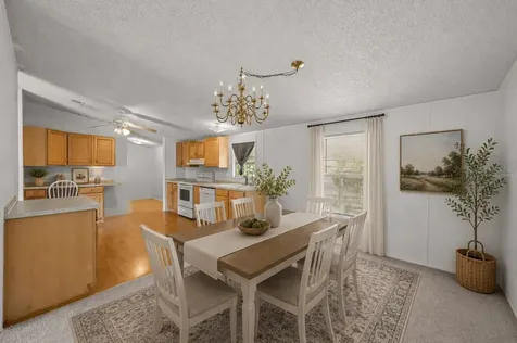2011 NW 28th Court Ocala FL 34475