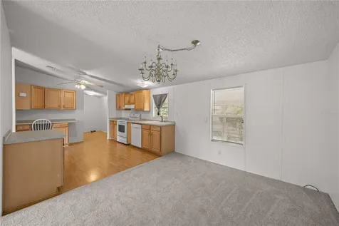 2011 NW 28th Court Ocala FL 34475