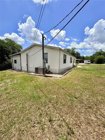 2011 NW 28th Court Ocala FL 34475