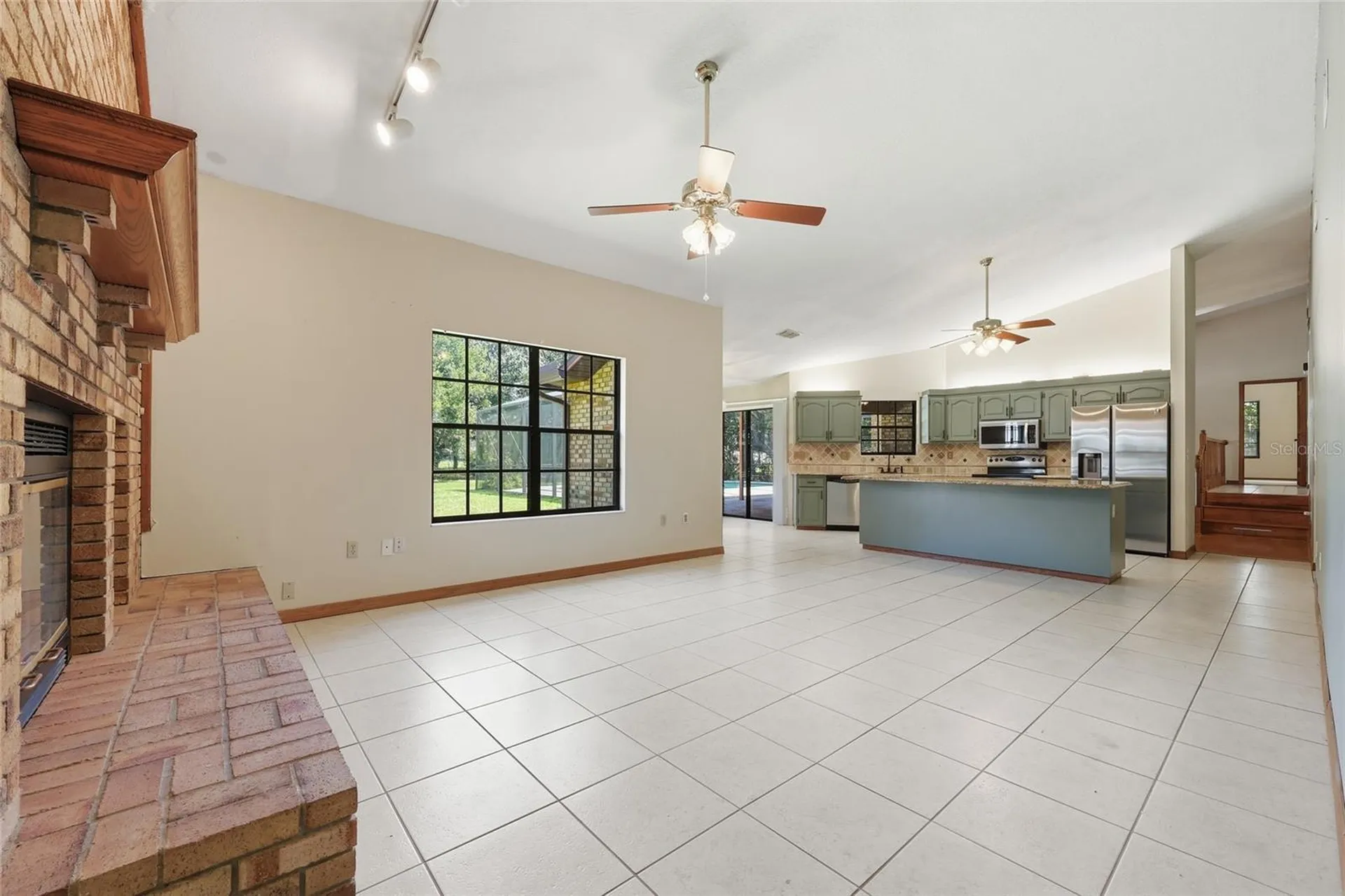 3021 Pinewood Court Kissimmee FL 34746
