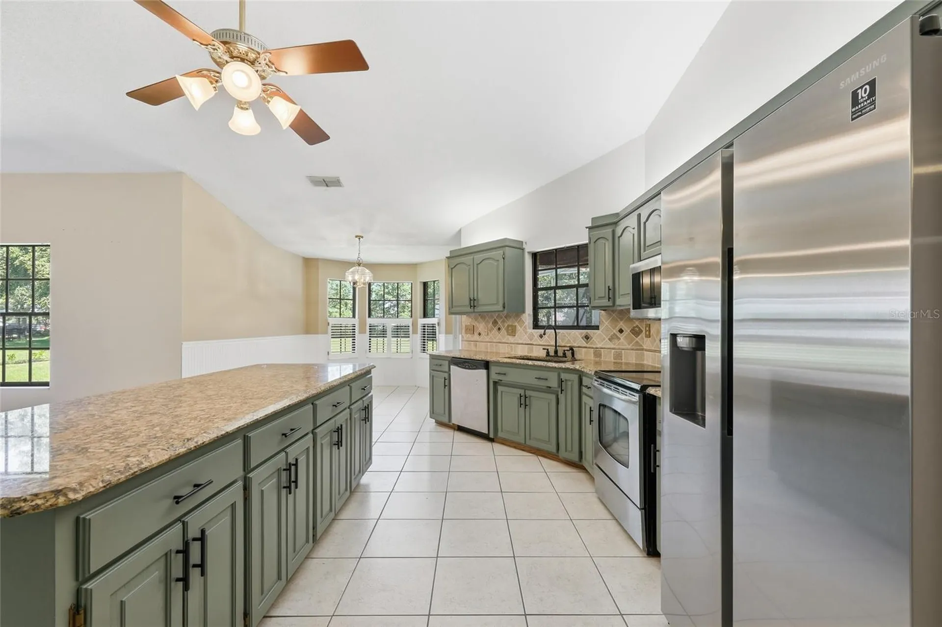 3021 Pinewood Court Kissimmee FL 34746
