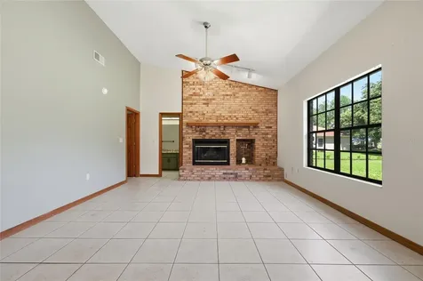 3021 Pinewood Court Kissimmee FL 34746