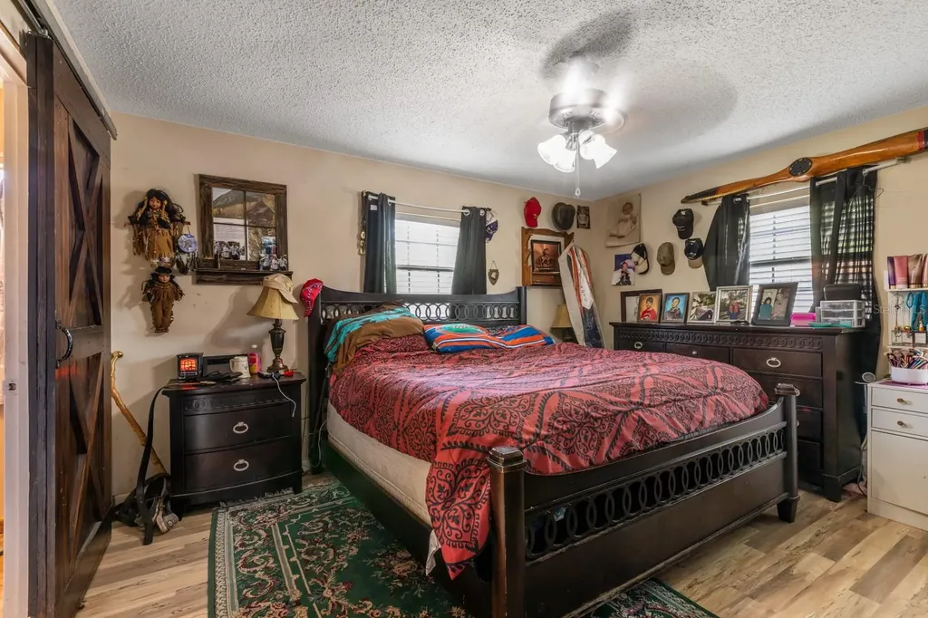 20024 State Road 44 Eustis FL 32736
