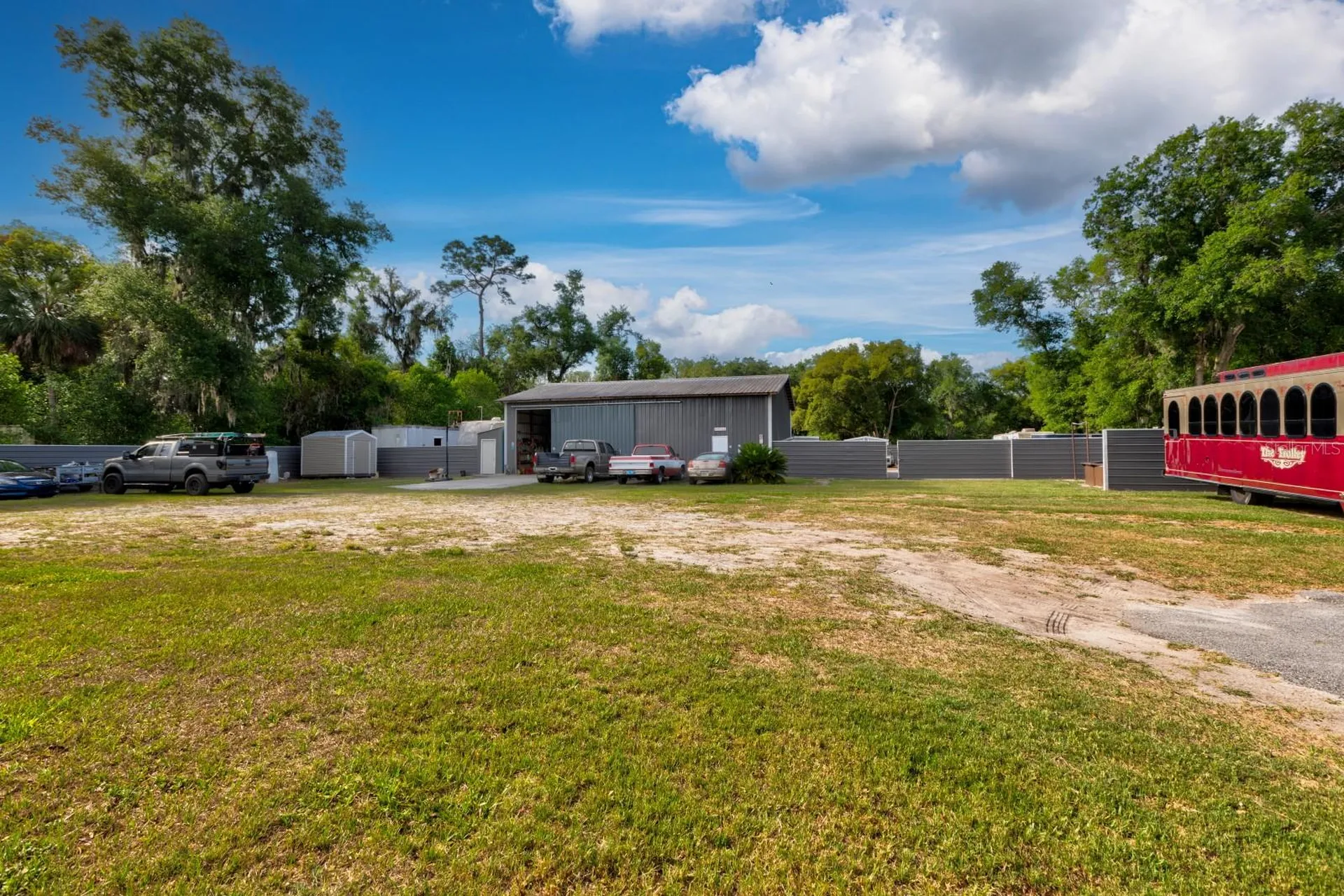 20024 State Road 44 Eustis FL 32736