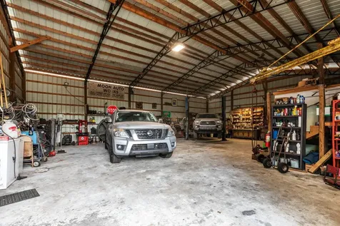 20024 State Road 44 Eustis FL 32736