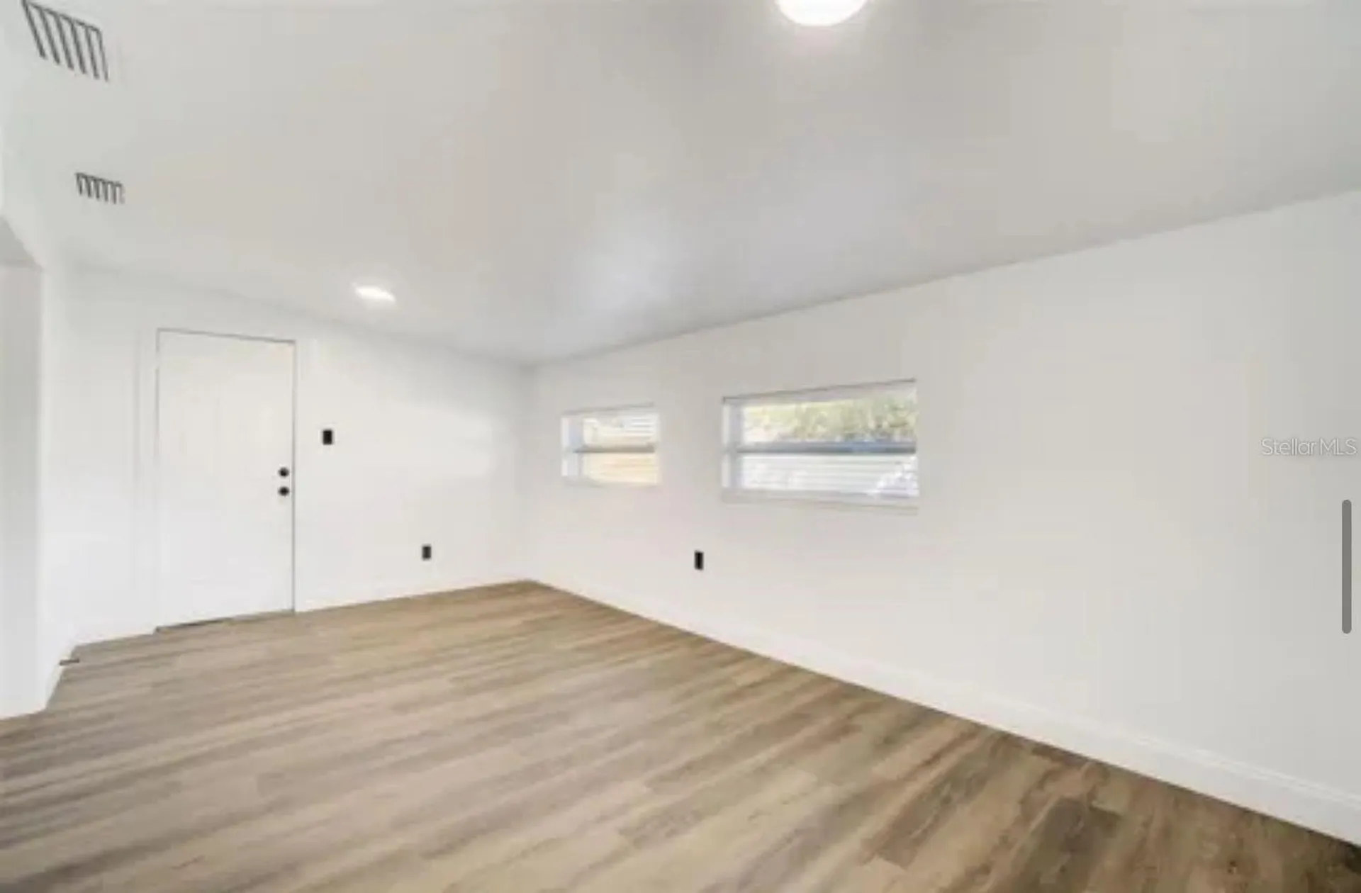 5205 Chenault Avenue Orlando FL 32839