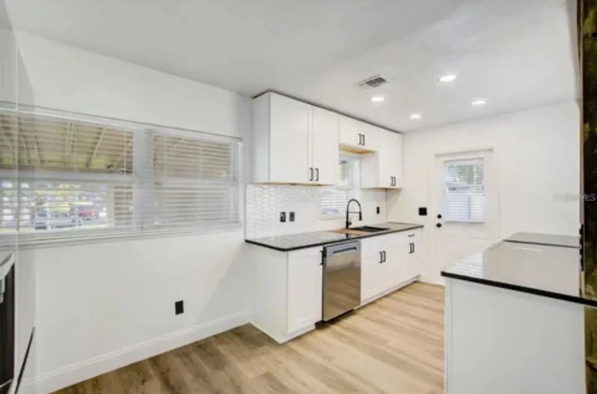 5205 Chenault Avenue Orlando FL 32839