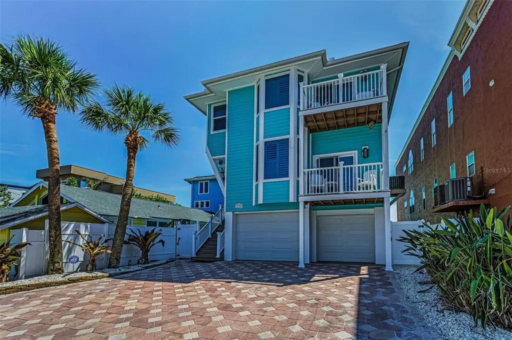 13303 Gulf Lane Madeira Beach FL 33708