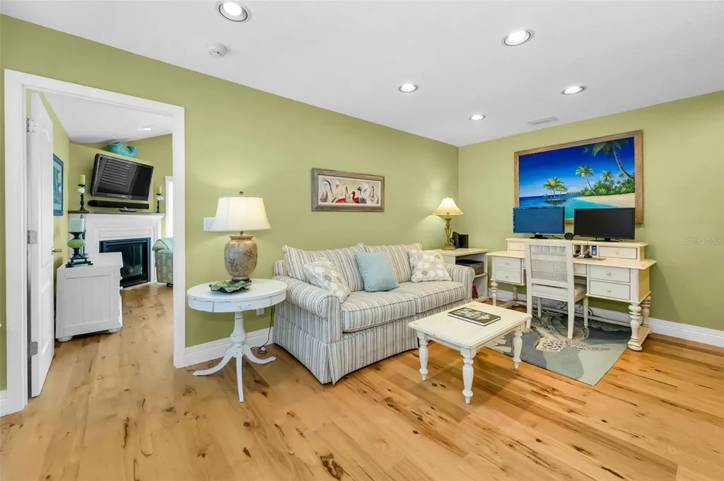 13303 Gulf Lane Madeira Beach FL 33708
