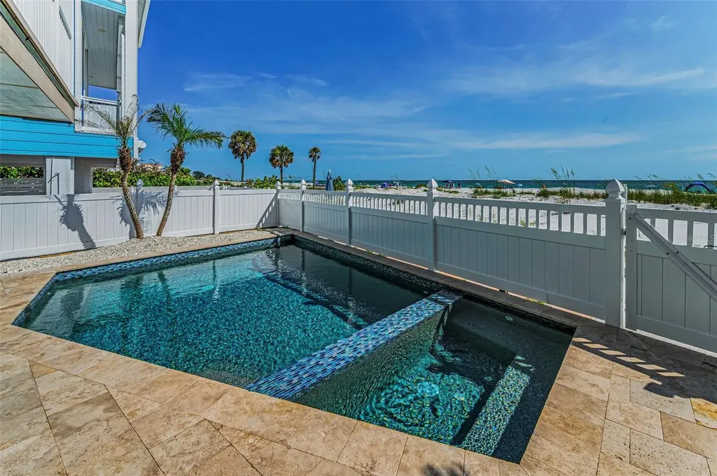 13303 Gulf Lane Madeira Beach FL 33708