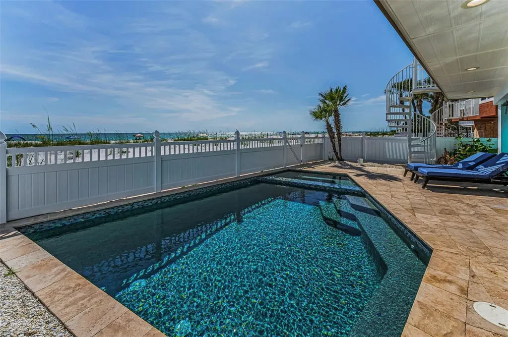 13303 Gulf Lane Madeira Beach FL 33708