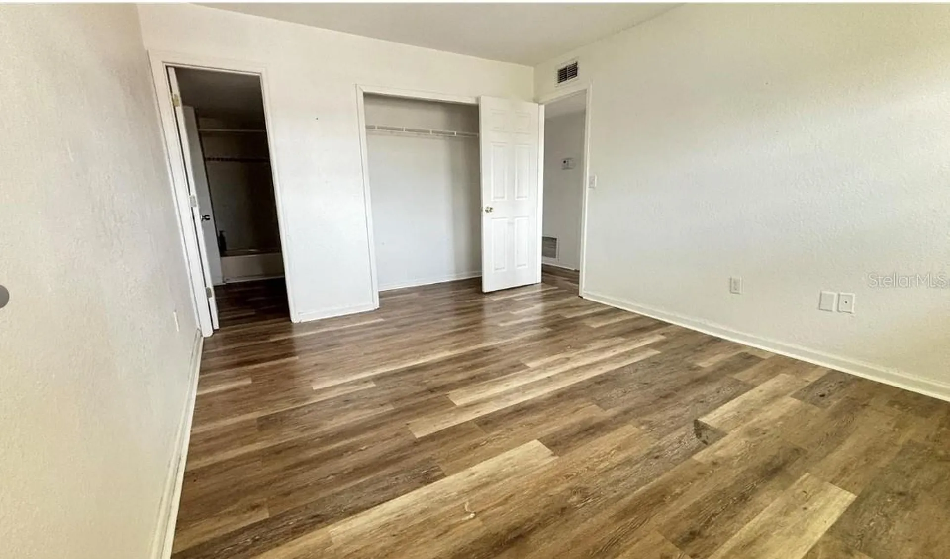 860 Sky Lake Circle Orlando FL 32809