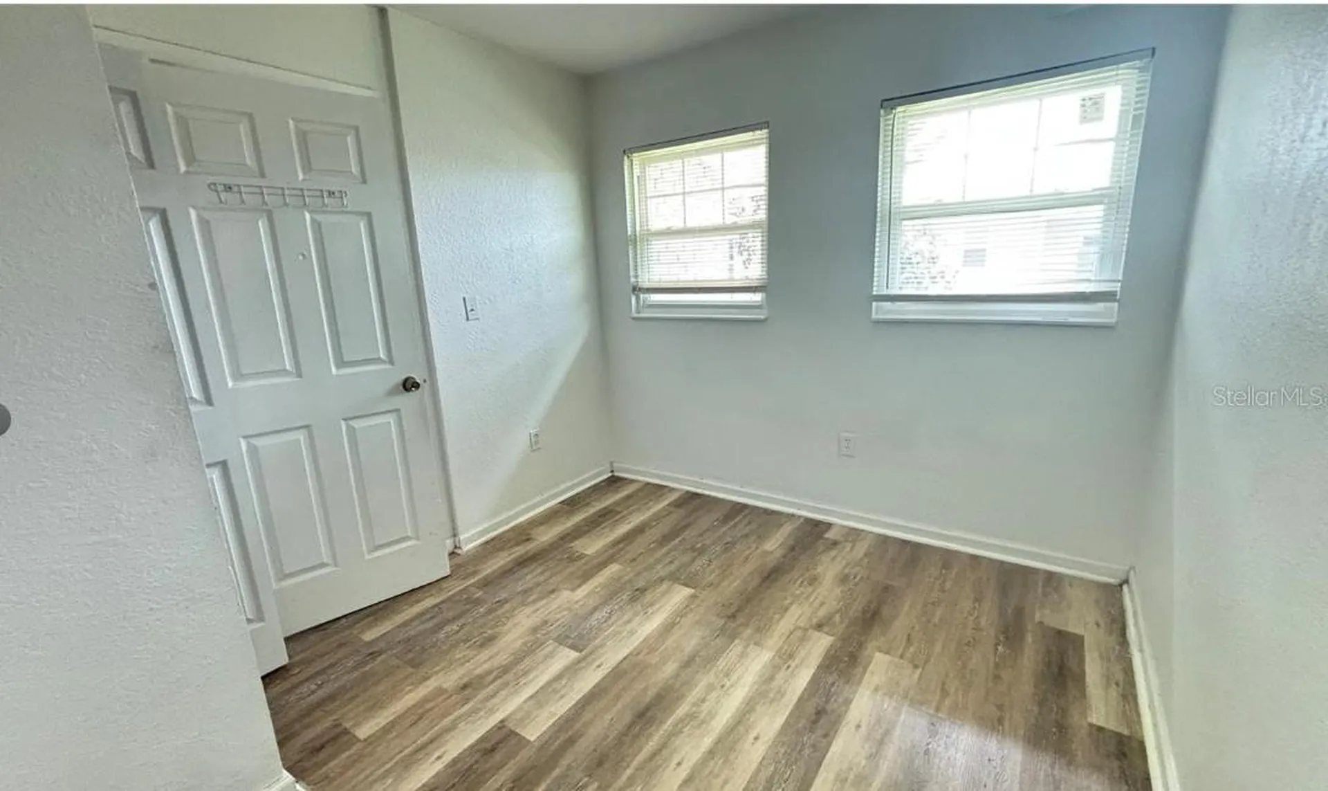 860 Sky Lake Circle Orlando FL 32809