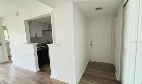 860 Sky Lake Circle Orlando FL 32809
