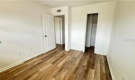 860 Sky Lake Circle Orlando FL 32809