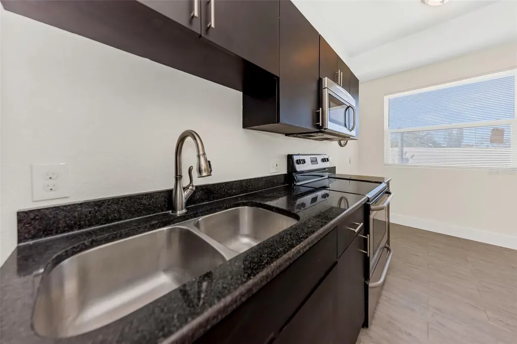 409 8th Street N St Petersburg FL 33701