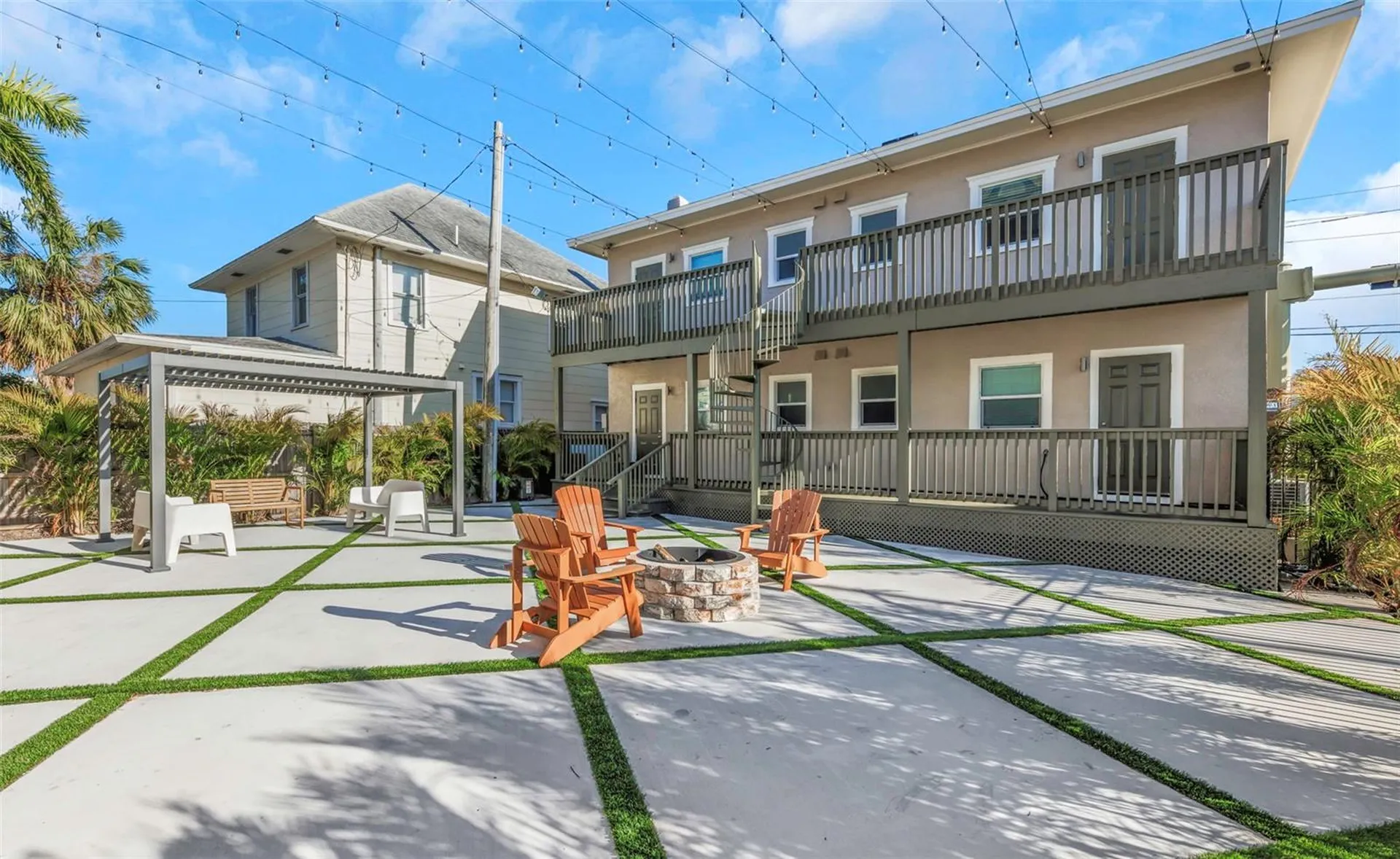 409 8th Street N St Petersburg FL 33701