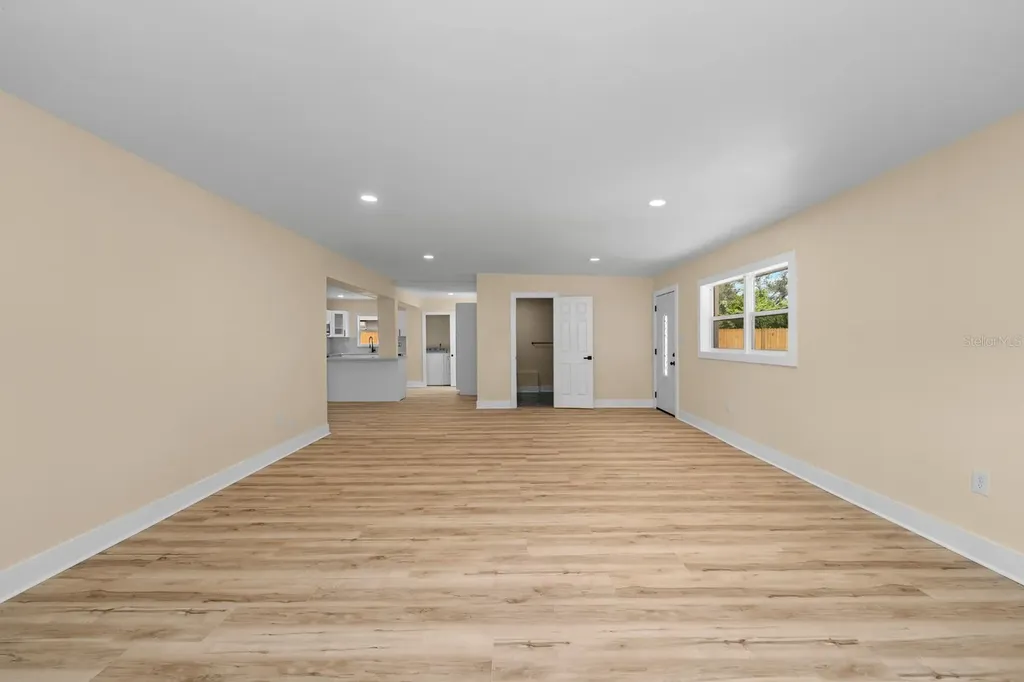 10707 N Rome Avenue Tampa FL 33612