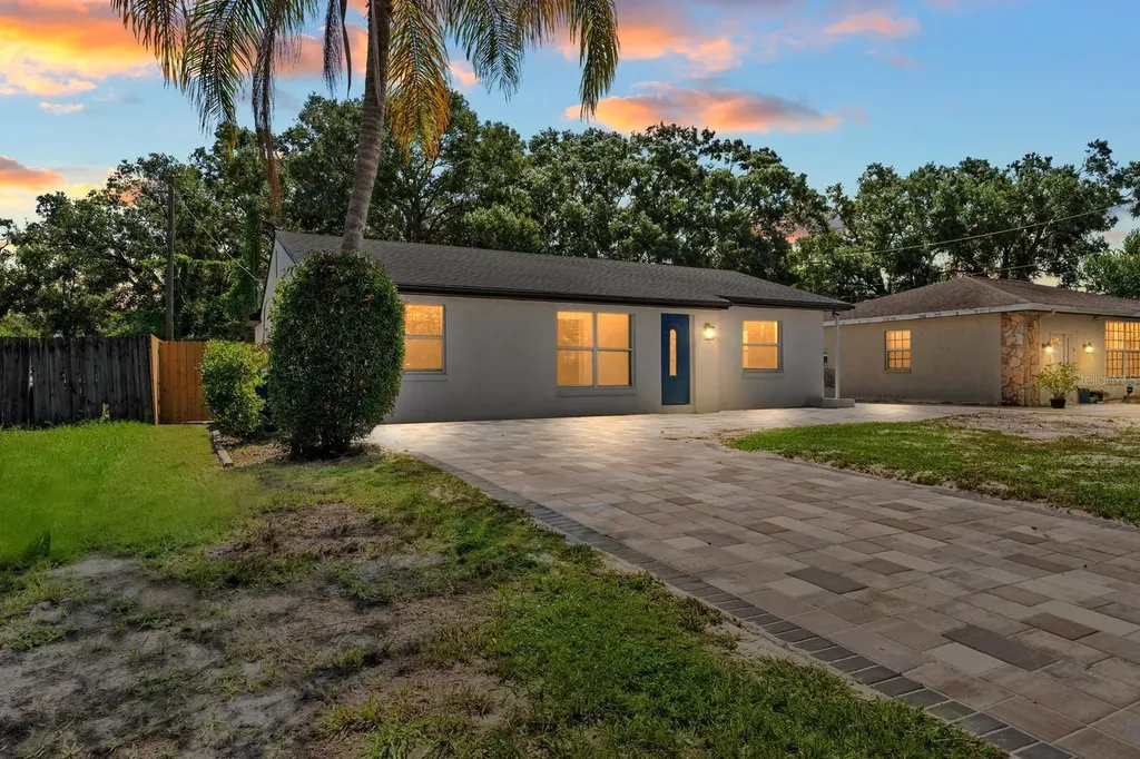 10707 N Rome Avenue Tampa FL 33612