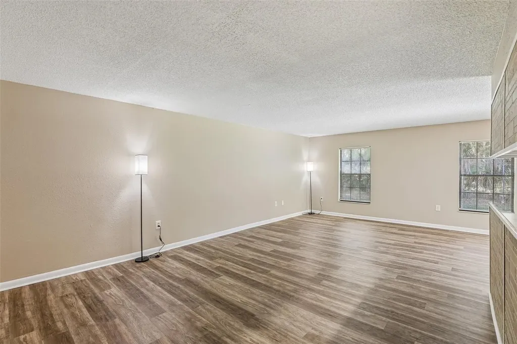 100 E Oak Terrace Drive Leesburg FL 34748