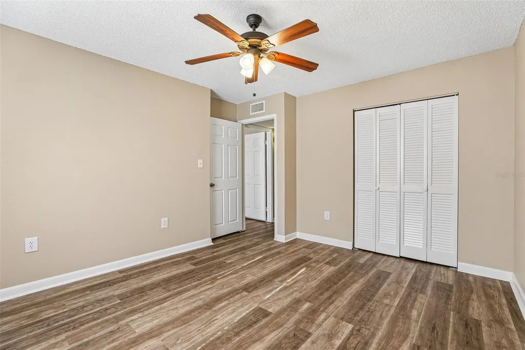 100 E Oak Terrace Drive Leesburg FL 34748