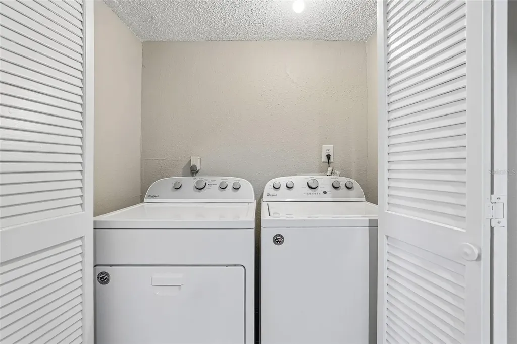 100 E Oak Terrace Drive Leesburg FL 34748