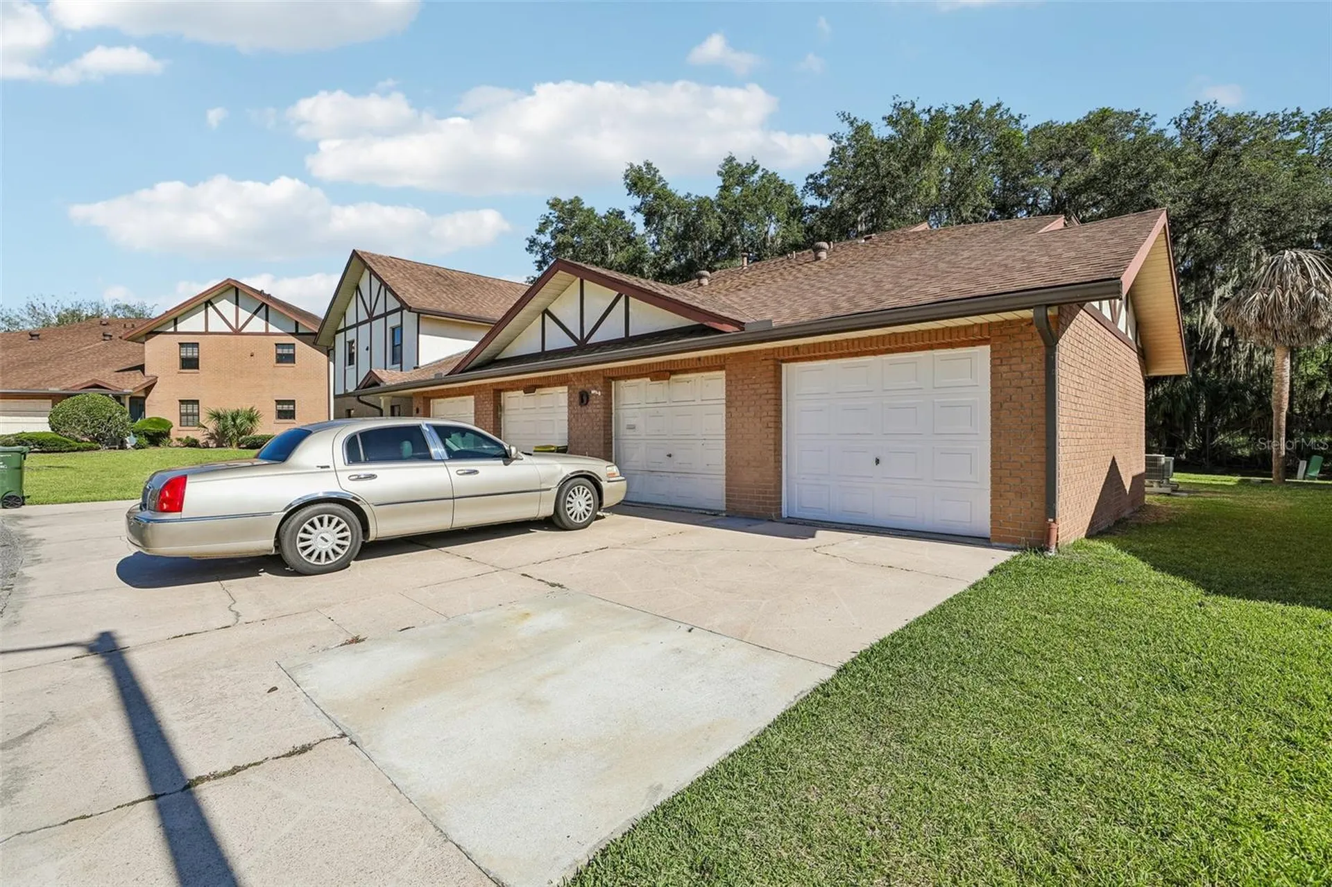 100 E Oak Terrace Drive Leesburg FL 34748