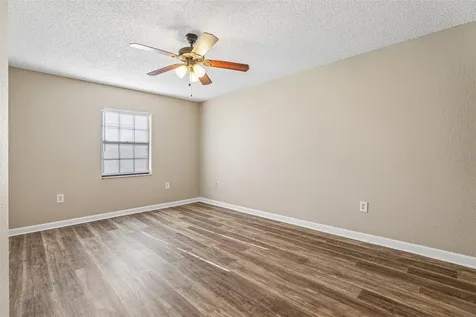 100 E Oak Terrace Drive Leesburg FL 34748