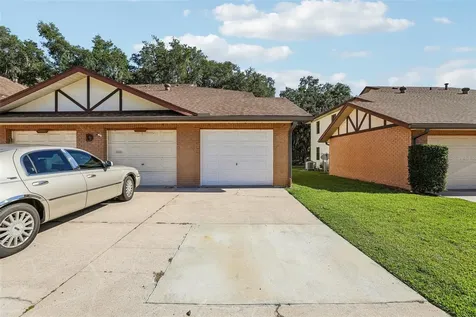 100 E Oak Terrace Drive Leesburg FL 34748