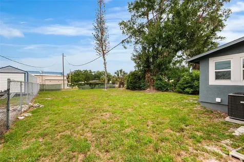 807 NW 1st Avenue Mulberry FL 33860