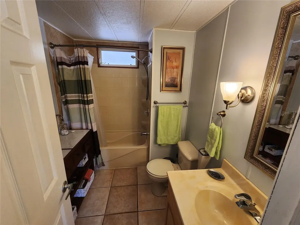 808 53rd Avenue E Bradenton FL 34203