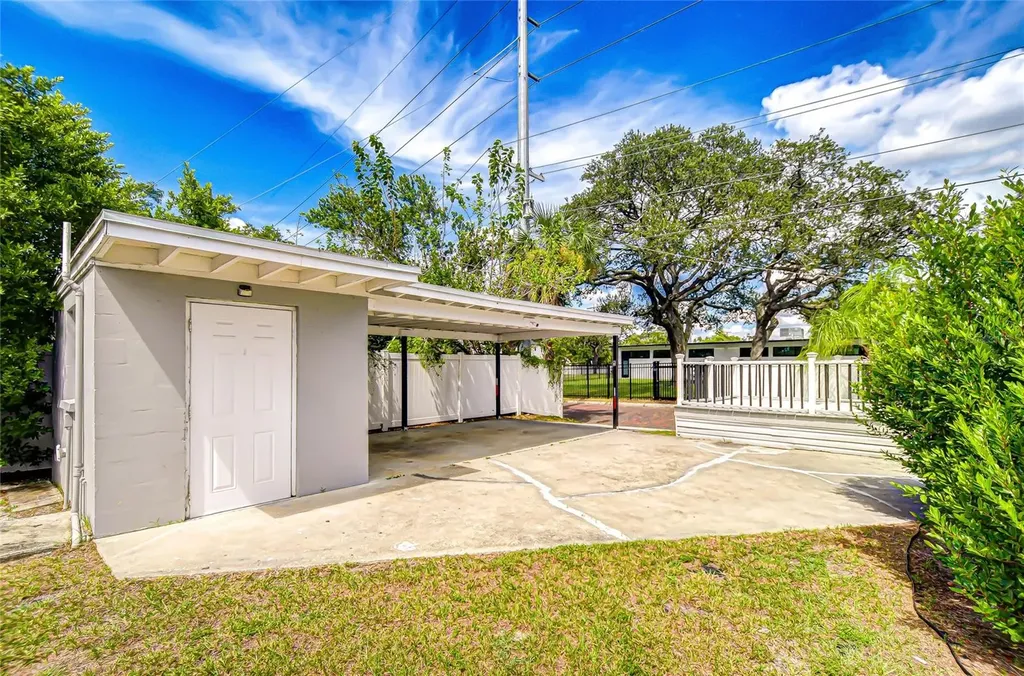 3120 N Woodrow Avenue Tampa FL 33603
