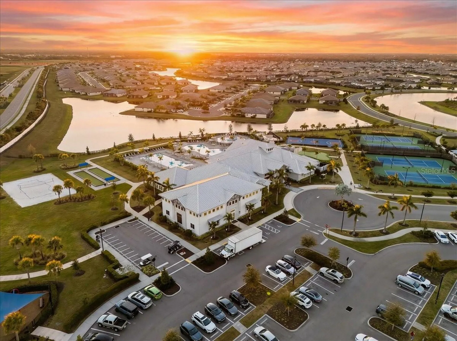 5238 Coral Reef Way Bradenton FL 34211