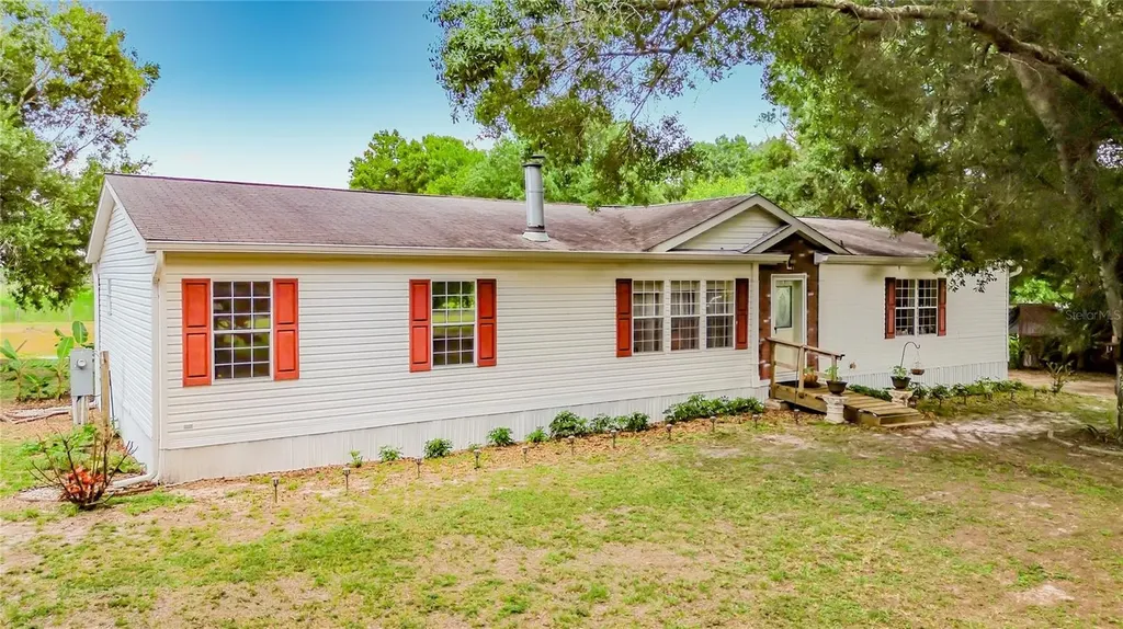 255 Grant Bass Road Kenansville FL 34739