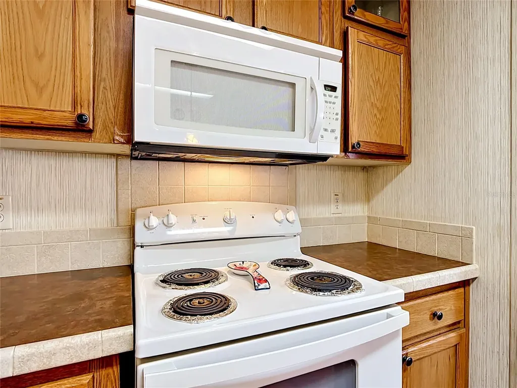 255 Grant Bass Road Kenansville FL 34739