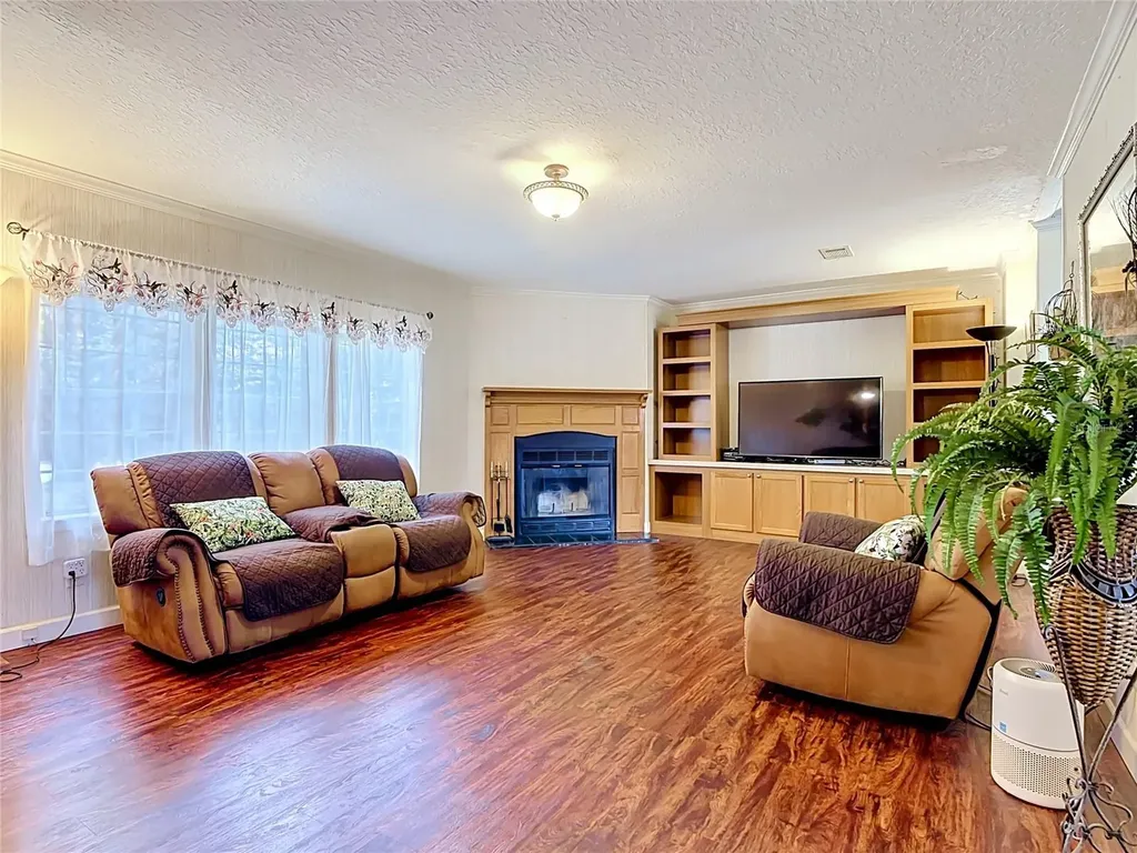 255 Grant Bass Road Kenansville FL 34739