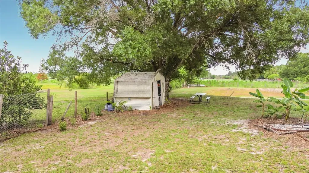 255 Grant Bass Road Kenansville FL 34739