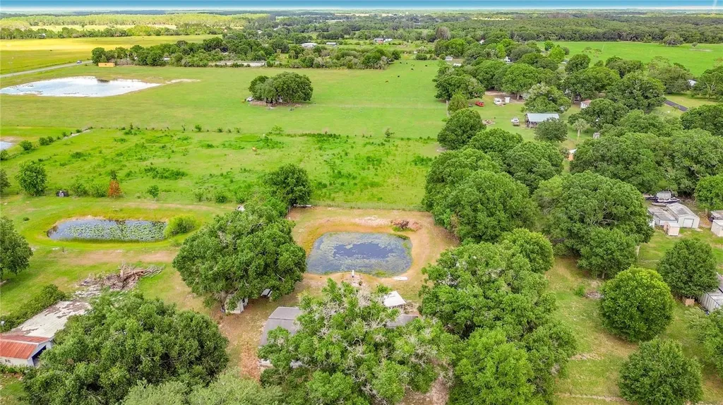 255 Grant Bass Road Kenansville FL 34739