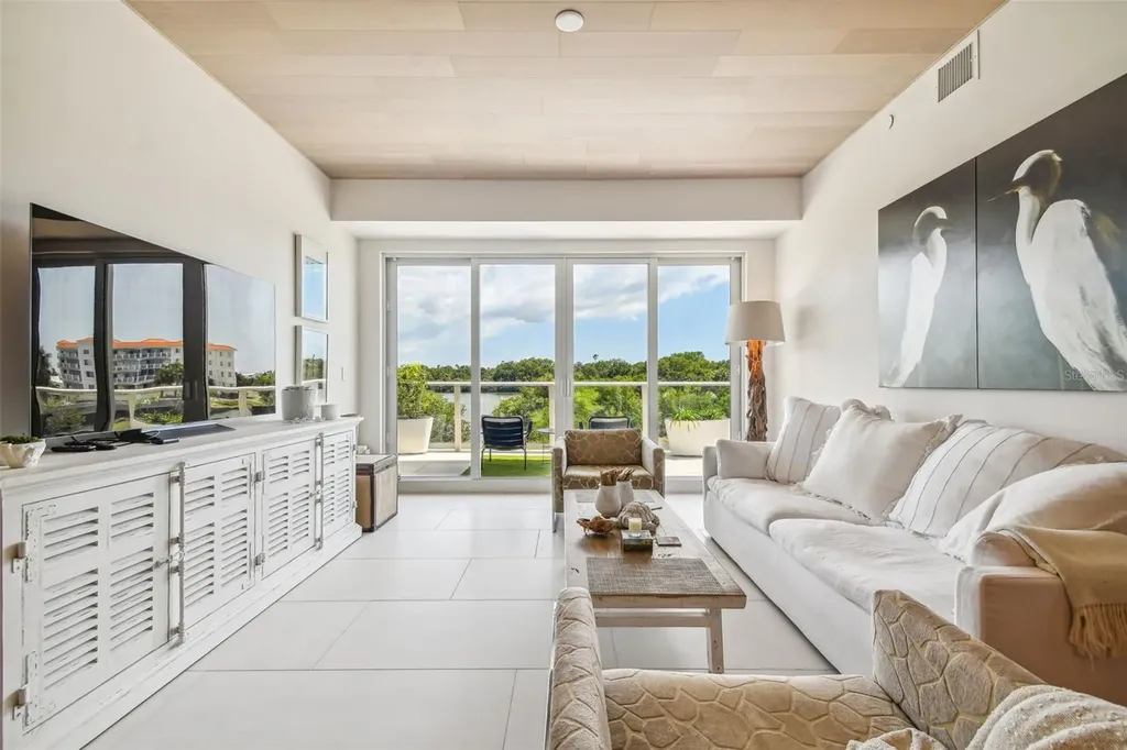 1020 Sunset Point Road Clearwater FL 33755
