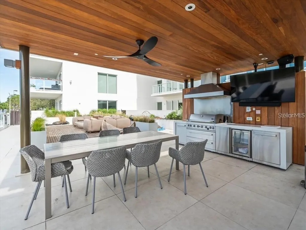 1020 Sunset Point Road Clearwater FL 33755